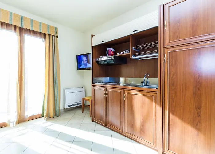 Regina Elena 3* 奧爾比亞